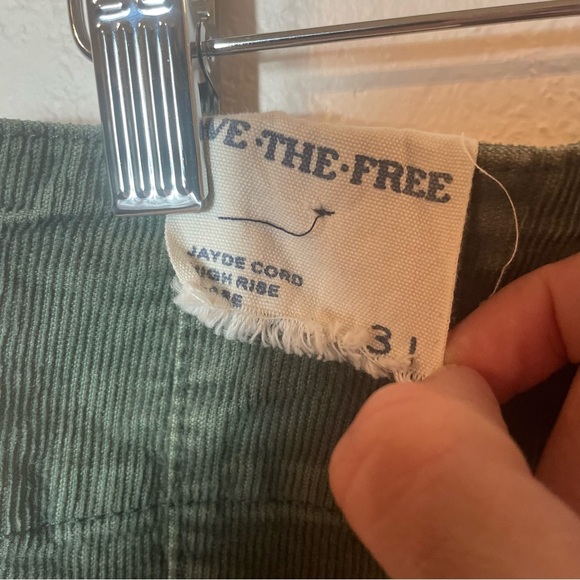 We The Free People Jayde Cord High Rise Huntress Green Corduroy Pants Sz 31 NWT - Picture 7 of 10